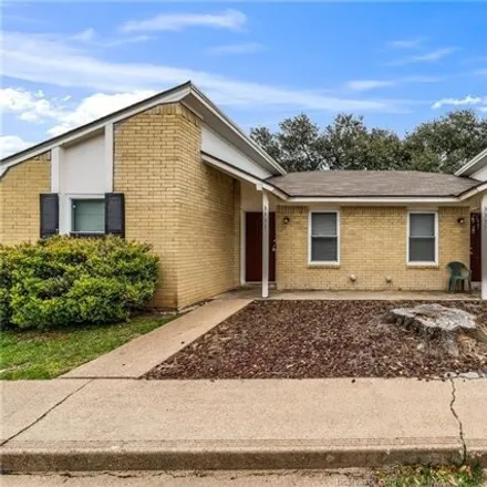 Buy this studio house on 3391 Lodgepole Circle in College Station, TX 77845