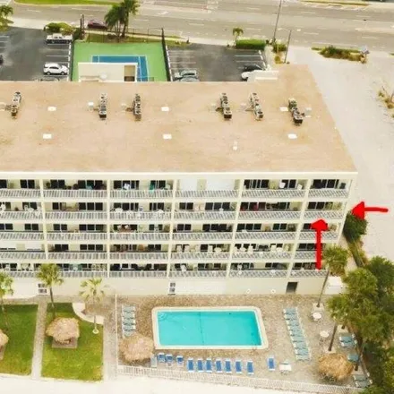 Image 6 - Redington Shores, FL - Condo for rent