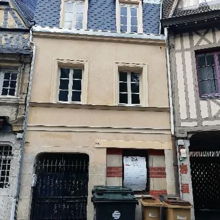 Image 3 - 20 Rue Marie Curie, 76000 Rouen, France - Apartment for rent