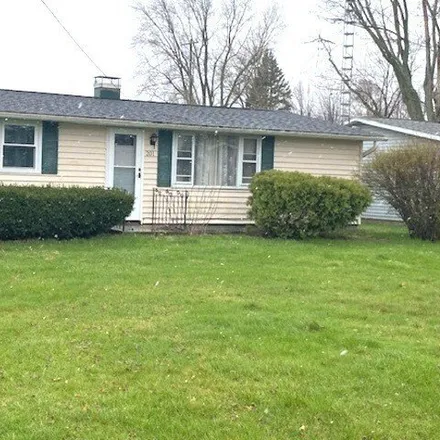 Buy this 2 bed house on 1025 North Hennessey Street in Spring Valley, IL 61362