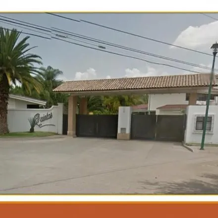 Rent this 4 bed house on unnamed road in Quintas, 37125 León