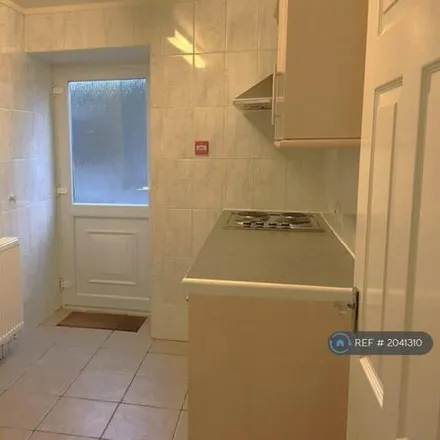 Image 2 - 170 Cheltenham Road, Bristol, BS6 5QZ, United Kingdom - Apartment for rent