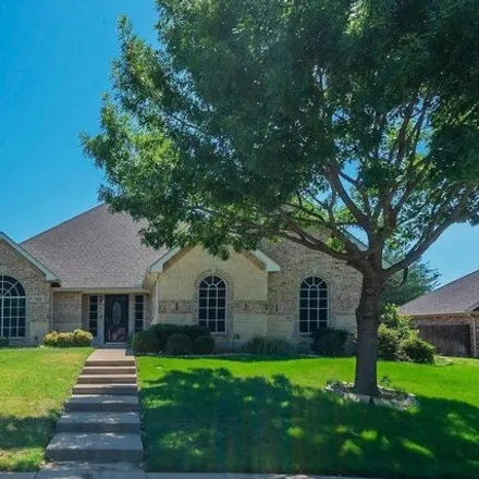 Buy this 3 bed house on 1801 Lakes Edge Boulevard in Mansfield, TX 76063
