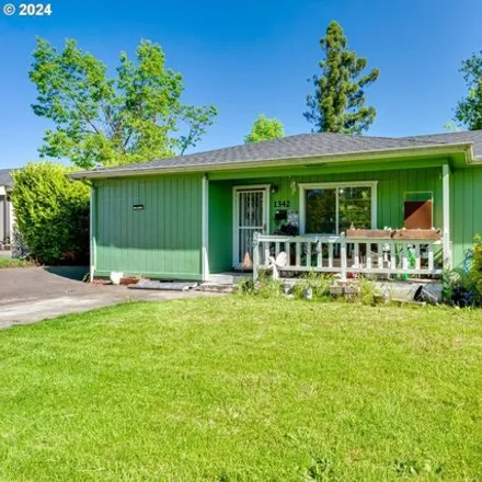 Buy this 3 bed house on 1342 Centennial Blvd in Springfield, Oregon