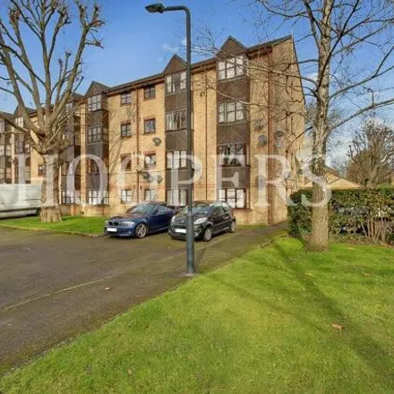 Buy this 2 bed apartment on Kingfisher Way in London, NW10 8TF