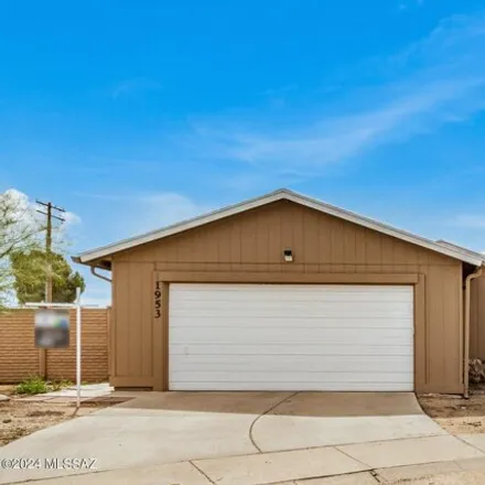 Buy this 3 bed house on West Southbrooke Circle in Flowing Wells, AZ 85741