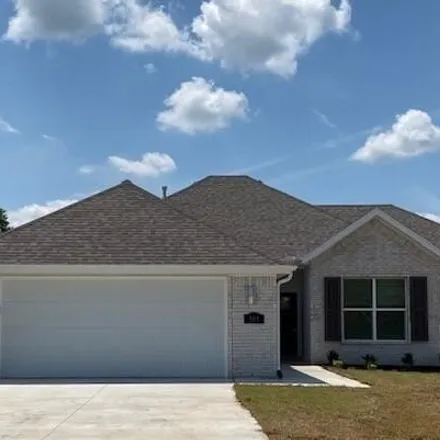 Rent this 4 bed house on 501 North Yona Lane in Farmington, AR 72730
