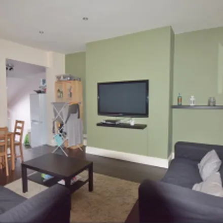 Rent this 4 bed apartment on Stratford Grove Terrace in Stratford Grove West, Newcastle upon Tyne