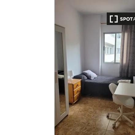 Rent this 5 bed room on Avenida José Mesa y López in 59, 35907 Las Palmas de Gran Canaria