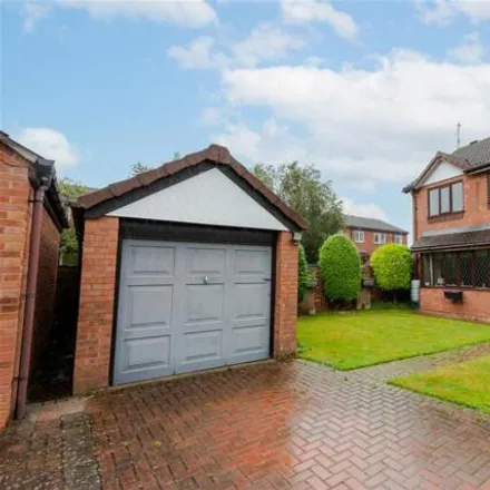 Buy this 3 bed house on Mill Close in Stoke Pound, B60 3PF