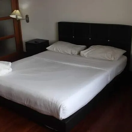 Image 7 - Kuala Lumpur, Jalan Kinabalu, 50000 Kuala Lumpur, Malaysia - Apartment for rent