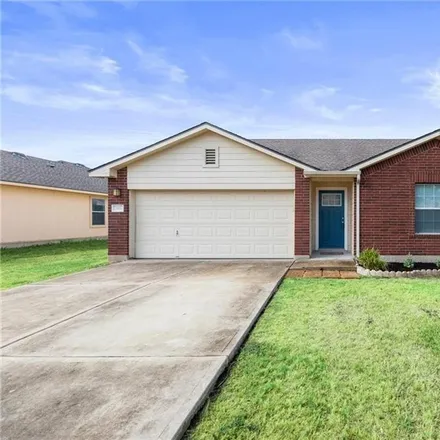 Image 3 - 319 Brown Street, Hutto, TX 78634, USA - House for sale