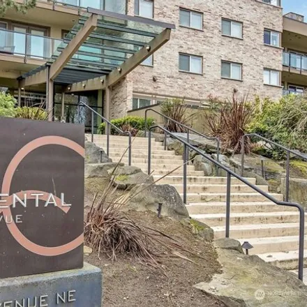 Rent this 3 bed apartment on Continental Bellevue in 511 100th Avenue Northeast, Bellevue