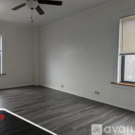 Image 4 - 5480 S Cornell Ave, Unit 401 - Apartment for rent