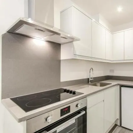 Rent this studio apartment on 94 Finborough Road in London, SW10 9DX