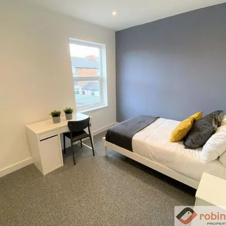 Rent this 3 bed townhouse on 42 Brixton Road in Nottingham, NG7 3FG