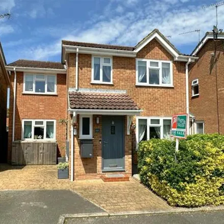 Buy this 4 bed house on Cricketers Close in Kent, Kent