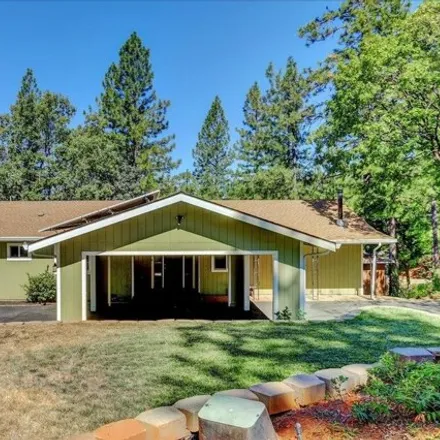 Image 2 - 12865 Friar Tuck Rd, Grass Valley, California, 95949 - House for sale