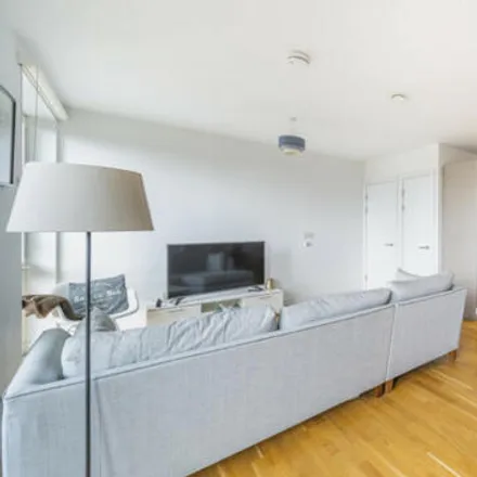 Image 7 - Rutherford Heights, Rodney Road, London, SE17 1AS, United Kingdom - Apartment for sale