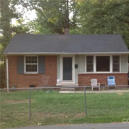 Rent this 3 bed house on 4015 Dinglewood Avenue in Charlotte, NC 28205