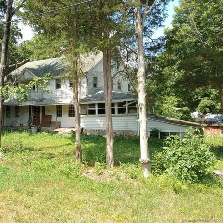Buy this 3 bed house on 454 Horse Pond Road in Madison, CT 06443