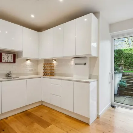Image 1 - 176 Southfield Road, London, W4 5LD, United Kingdom - Apartment for rent