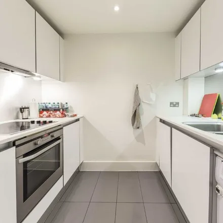 Rent this 2 bed apartment on 10 Graham Street in London, N1 8EZ