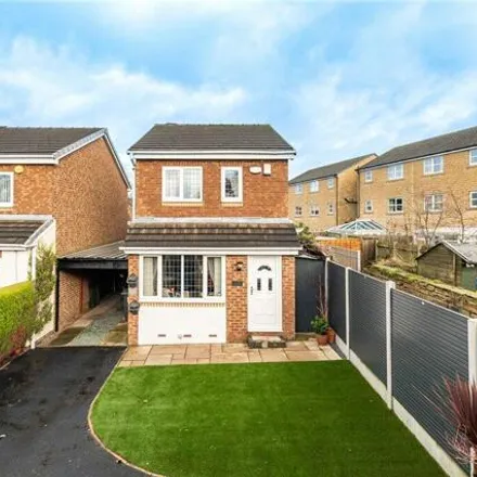 Buy this 3 bed house on Birstall Mount Top/Raikes Lane Crown Green Bowls Club in Raikes Lane, Birstall