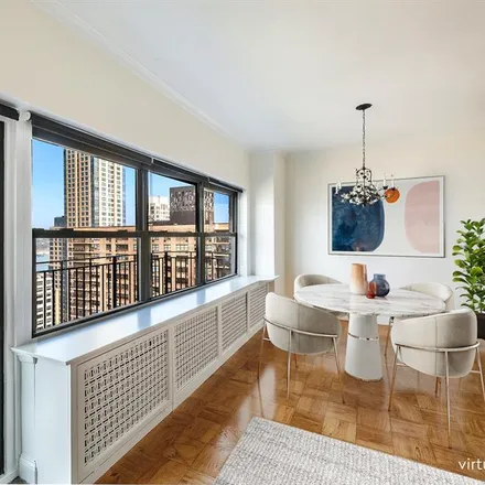 Image 5 - 185 WEST END AVENUE 29A in New York - Apartment for sale
