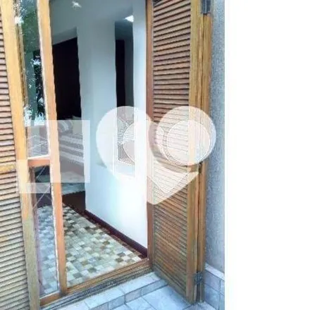 Buy this 3 bed apartment on Medicina Digital in Rua Anita Garibaldi 233, Montserrat