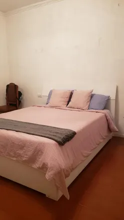 Rent this 2 bed room on Via Nicolò Barabino in 20139 Milan MI, Italy