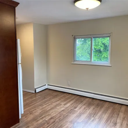 Rent this 1 bed apartment on 713 5th Street in West Babylon, West Babylon