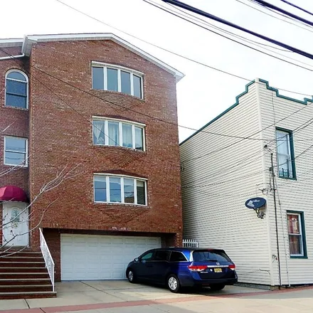 Buy this 3 bed condo on 809 Central Avenue in Union City, NJ 07087