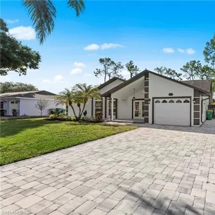 Image 9 - 284 Willowick Drive, Willoughby Acres, Collier County, FL 34110, USA - House for sale
