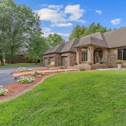 Image 3 - 2129 South Bruce Court, Springfield, MO 65804, USA - House for sale