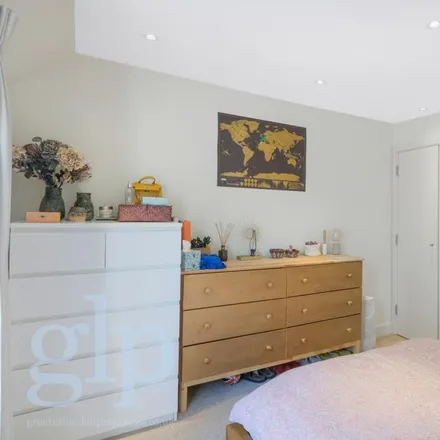 Image 7 - 9-12 Gower Mews, London, WC1E 7BS, United Kingdom - Apartment for rent