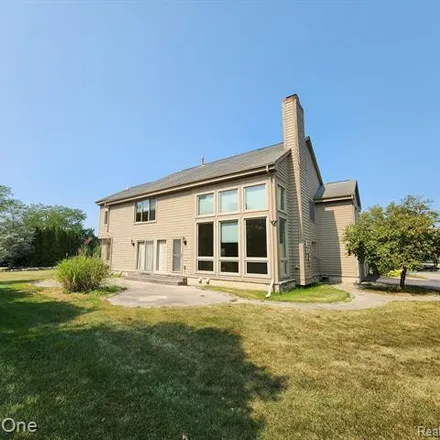Image 4 - 5085 Village Commons Drive, West Bloomfield Township, MI 48322, USA - House for rent