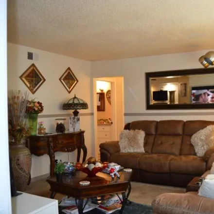 Buy this 1 bed condo on Oak Hills Animal Hospital in Southpoint Street, San Antonio