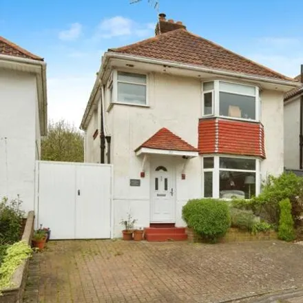 Buy this 3 bed house on 28 Woodmill Lane in Southampton, SO18 2PB