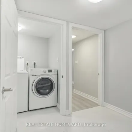 Image 9 - 4 Moorecroft Crescent, Toronto, ON M1K 2P8, Canada - Apartment for rent