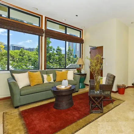 Rent this studio condo on Honolulu