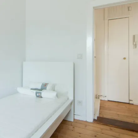 Rent this 3 bed room on Lauterberger Straße 45 in 12347 Berlin, Germany
