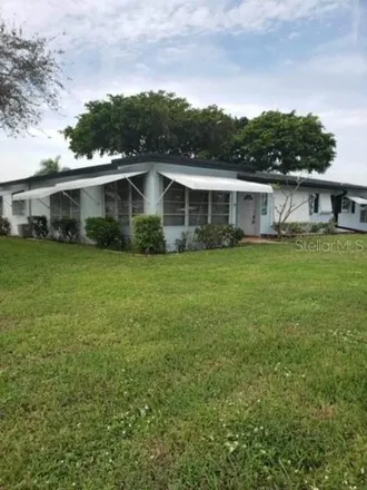 Rent this 2 bed house on 400 High Point Boulevard in Kingsland, Delray Beach