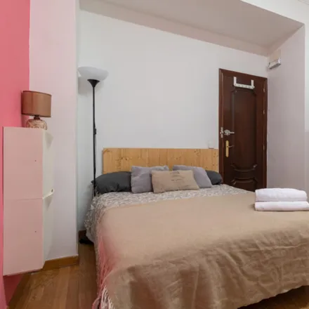 Image 2 - Madrid, Perfil, Calle del Marqués de Riscal, 28010 Madrid - Room for rent