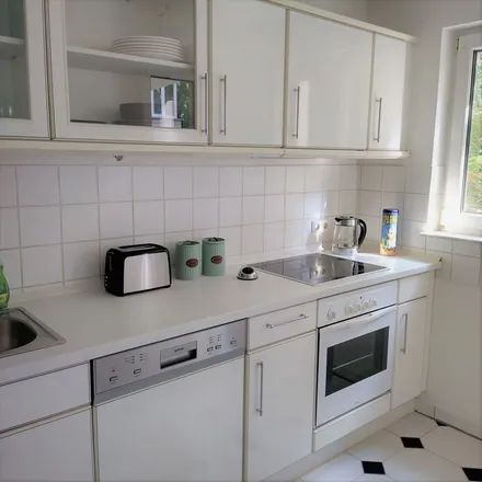 Rent this 2 bed apartment on Schlegelstraße 13 in 04275 Leipzig, Germany