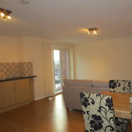 Image 6 - Eccles New Road, Eccles, M50 1DH, United Kingdom - Apartment for rent