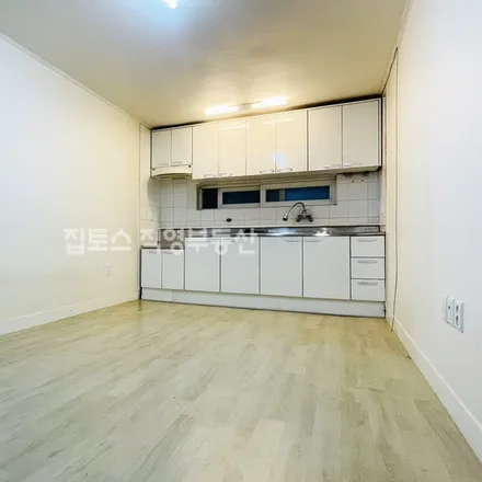 Image 2 - 서울특별시 강남구 대치동 931 - Apartment for rent