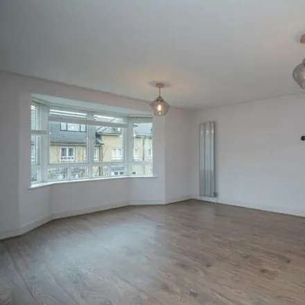 Image 2 - unnamed road, London, KT2 5UN, United Kingdom - Apartment for rent