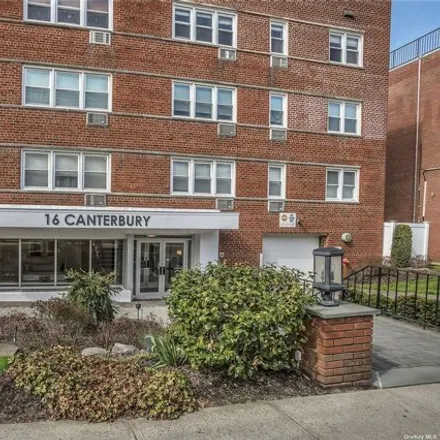 Buy this studio apartment on 16 Canterbury Road in Village of Great Neck Plaza, NY 11021