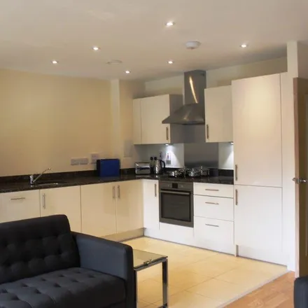 Image 2 - Newman Close, Willesden Green, London, NW10 2EF, United Kingdom - Apartment for rent